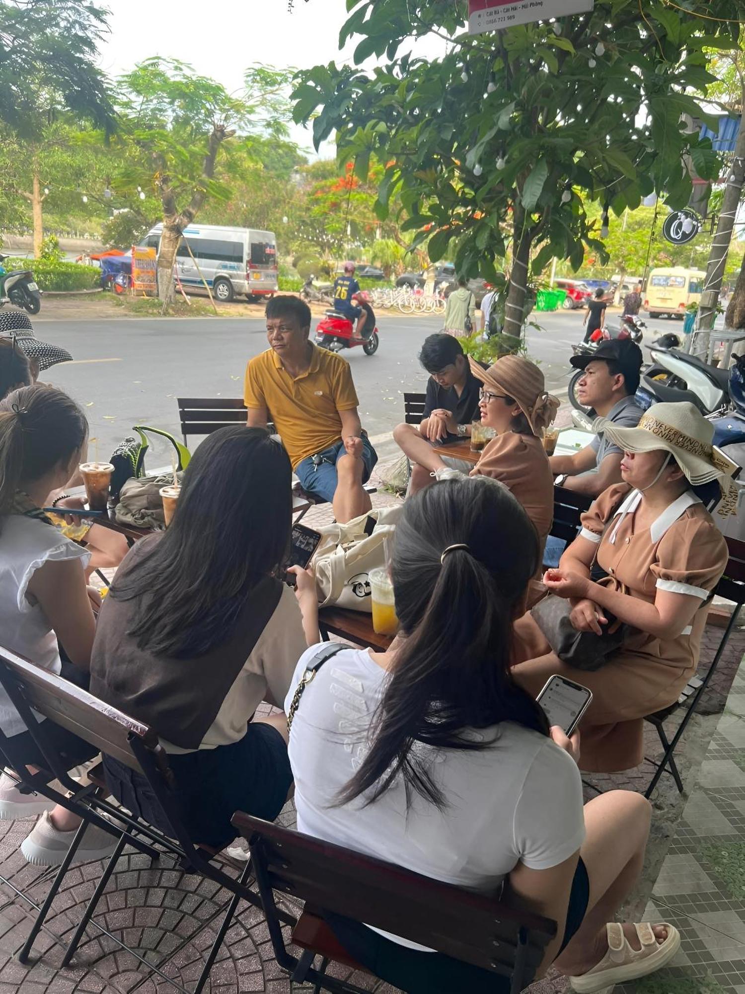 Tung Quang Hotel Dong Khe Sau Eksteriør bilde