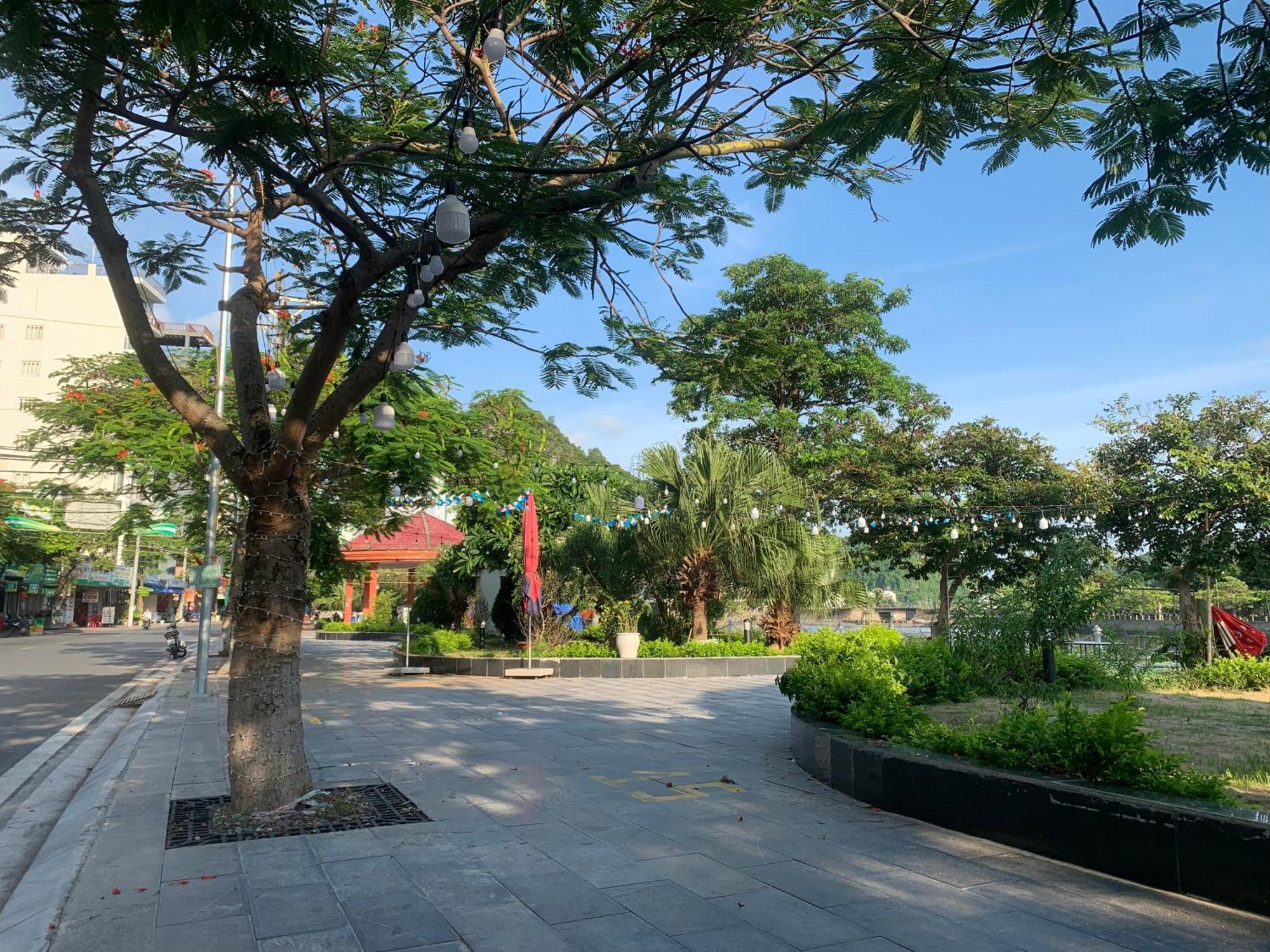 Tung Quang Hotel Dong Khe Sau Eksteriør bilde