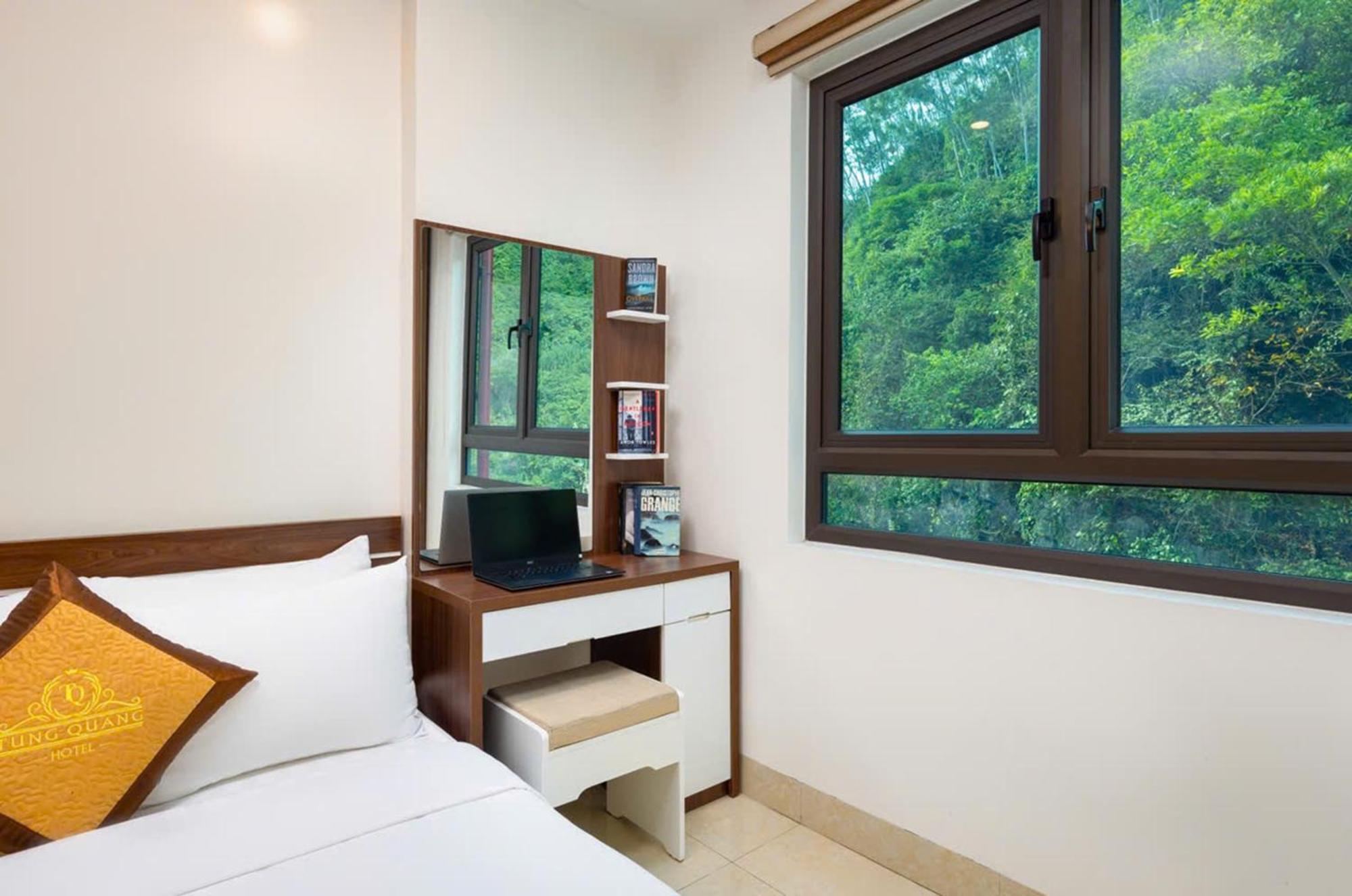 Tung Quang Hotel Dong Khe Sau Eksteriør bilde